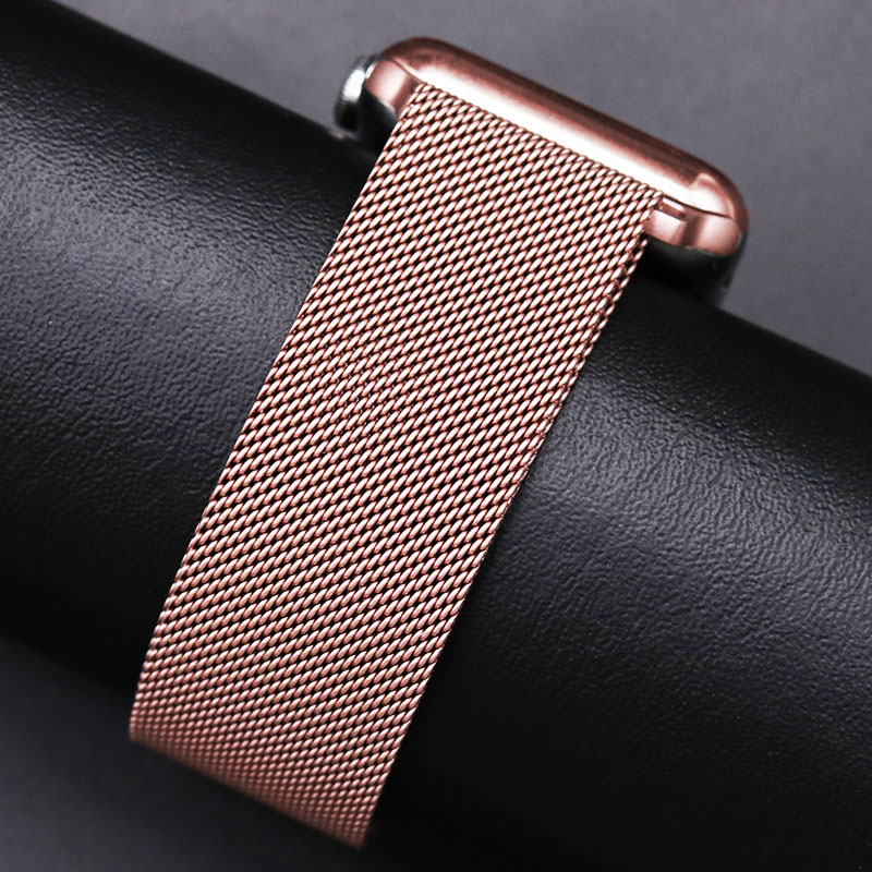 ミラネーゼループストラップ Apple Watchバンド用  - Milanese Loop Magnetic のレビューと価格